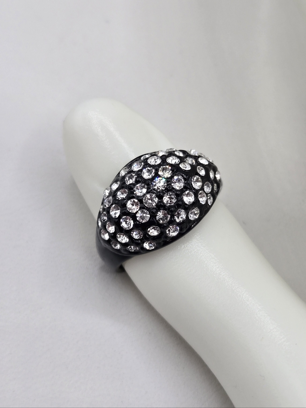Swarovski Crystal Elements Gunmetal Statement Ring Size 7.75 Clear Prom Bridal